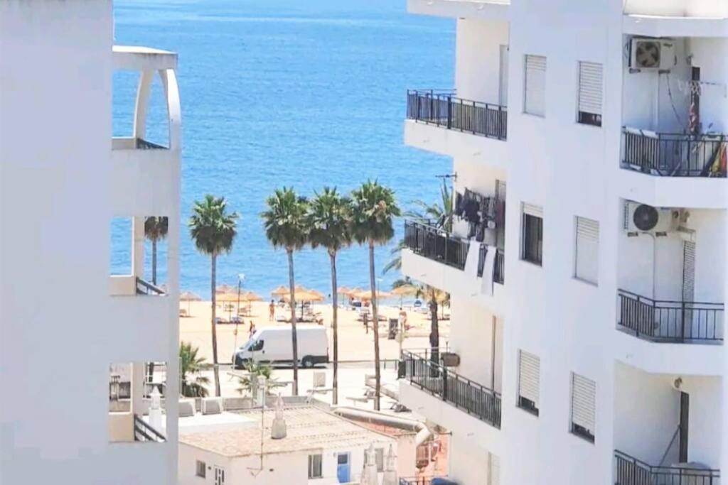 Quarteira Beach Vacation: 2Br Steps To The Sand Экстерьер фото